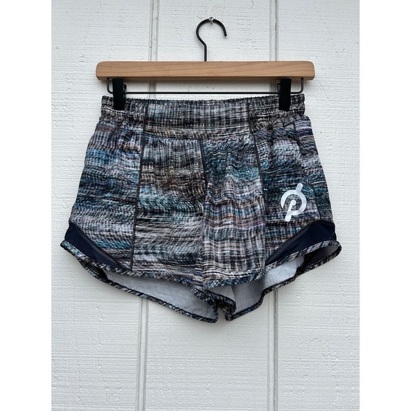 Lululemon x Peloton Collab 4" Hottie Hot Womens Shorts, Size 6 Tall - Picture 1 of 4